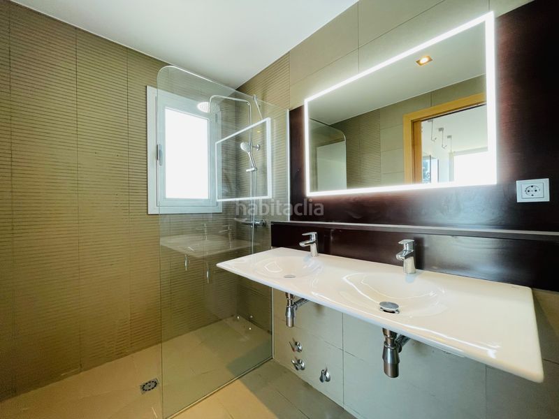 Foto 1d6364d4-bfeb-4797-af76-936f0e2aef47. Xalet amb xemeneia aparcament piscina a Corbera de Llobregat