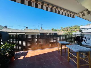 Rent Flat in Corbera de Llobregat. Piso de 85m2 con terraza de 10m2 y 2 baños