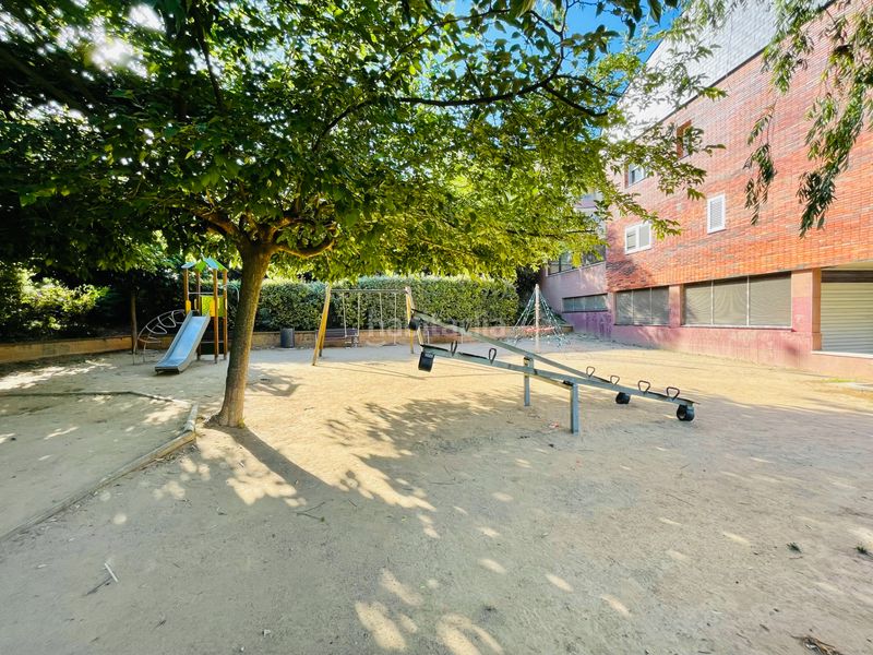 Foto ddd94e9e-a3e4-424d-97a6-6bfd0da42c17. Dúplex amb calefacció a Corbera de Llobregat
