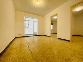 Lloguer Pis a Corbera de Llobregat. Centrico piso con 3 dormitorios y 1 baño (interior)