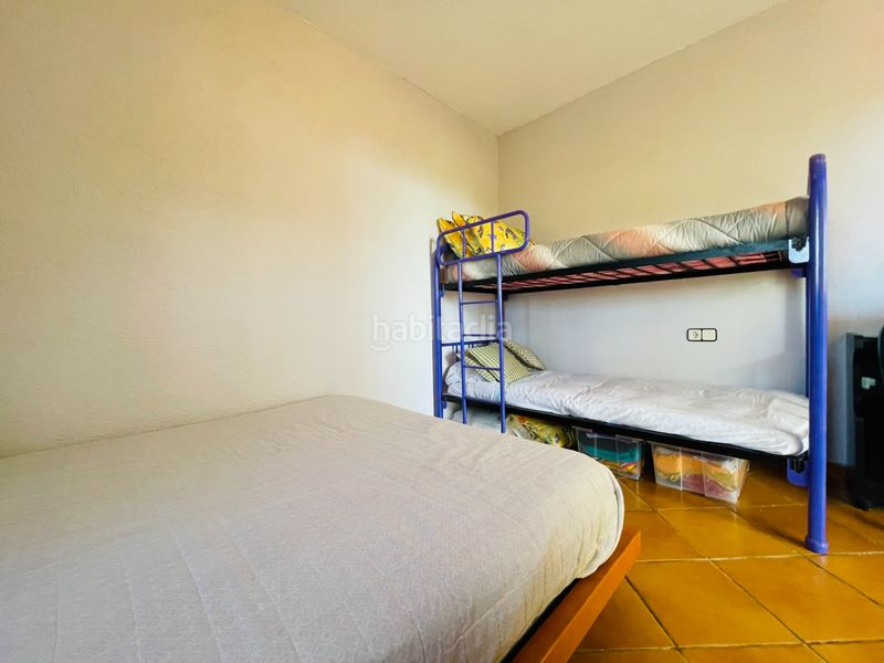 Foto 8d0fdf91-2340-432a-a6be-7834a40ff1f7. Chalet con camino parcheggio in Corbera de Llobregat