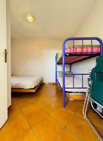 Foto f91366bd-2607-4092-8fe1-45a647809b19. Chalet con camino parcheggio in Corbera de Llobregat