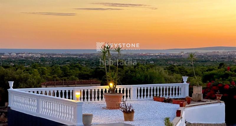 Foto aca3edbd-1eec-4692-993a-0805dd67c421. Chalet impresionante villa con vistas a la bahia de palma en Marratxí