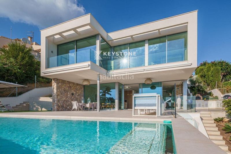 Foto b67c8b85-46fe-481c-a845-a8e44ec55599. Chalet  de lujo en venta en costa den blanes en Calvià