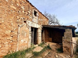Mas à Campos poble. Finca rústica edificable en campos
