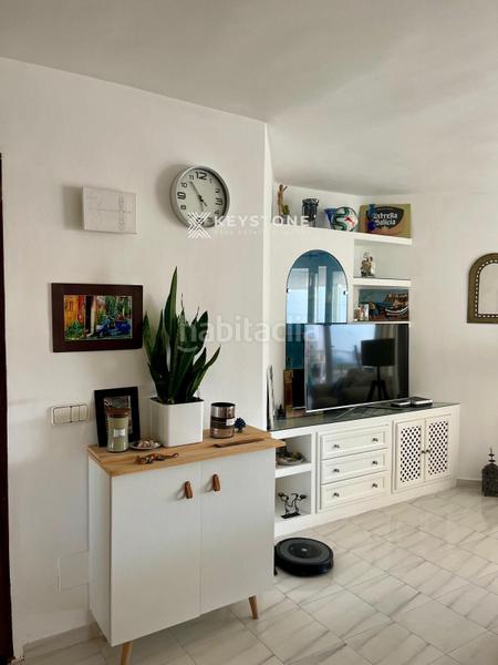 Foto f5acb2b2-5b92-4de8-863e-bdc01ece1887. Alquiler piso se alquila piso en cala vinya primera línea en Calvià