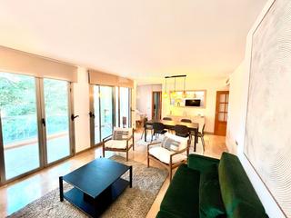 Location Appartement à La Bonanova. Piso con terraza en alquiler en la bonanova