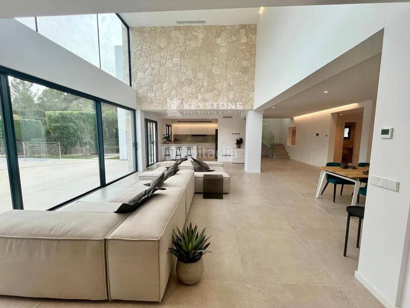 Foto 0c2e82da-fe6c-4c75-bc78-6d361870cf11. Xalet amb calefacció aparcament piscina a Santa Ponça Calvià