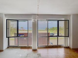 Rent Business premise  Carrer de joan maragall. Amplio local comercial con vistas al mar a solo 100m de la playa