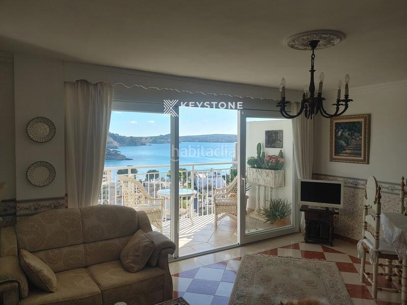 Foto a08c3438-d8a7-4584-a34d-be7e576b83a6. Alquiler piso increible!!! apartamento con vistas al mar y terraza junto a la playa en Calvià
