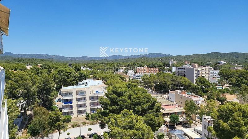 Foto f2d9e27d-bd18-4757-85ec-6c8a8b222107. Alquiler piso increible!!! apartamento con vistas al mar y terraza junto a la playa en Calvià
