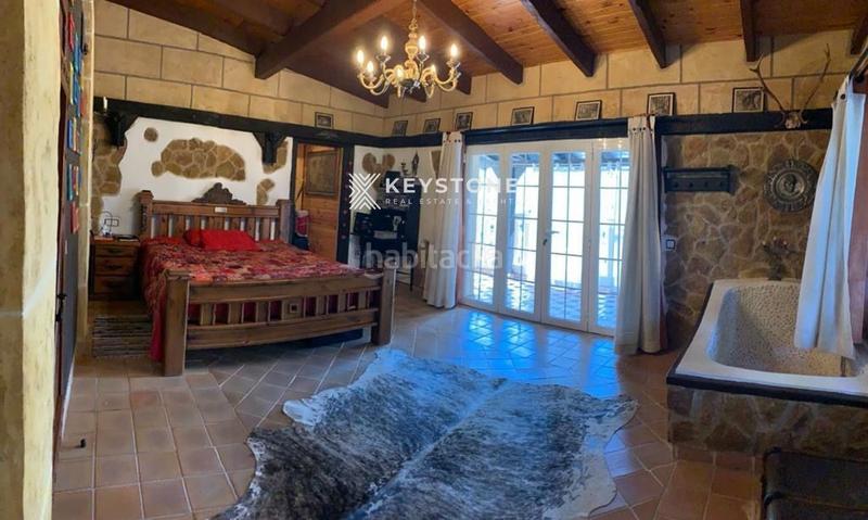 Foto 130f8ccd-0ac4-4b84-9949-fce6c1006485. Chalet con parcheggio in Cala Vinyes Calvià