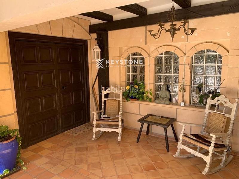 Foto d5349cb7-f89e-40c0-84aa-16bfd2bbf328. Chalet con parcheggio in Cala Vinyes Calvià