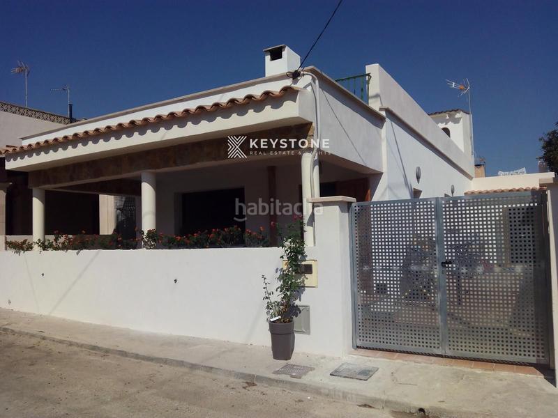 Foto e3c8c494-76c4-42fc-b0f3-fa9daeccb327. Rent chalet with parking in Sa Ràpita - Ses Covetes Campos