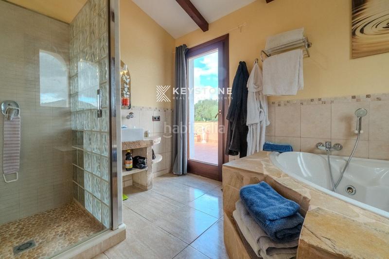 Foto 2b87e5c5-223a-4c66-9f57-707f9be4d45a. Location chalet avec parking piscine dans Jaume III Palma de Mallorca