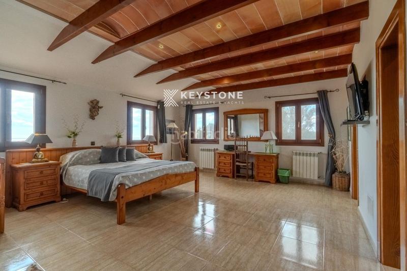 Foto 791580ad-24f4-437b-8b24-5b146565352a. Location chalet avec parking piscine dans Jaume III Palma de Mallorca