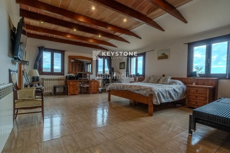 Foto 7bd2af5d-3d13-4457-a389-be95b32a2aed. Location chalet avec parking piscine dans Jaume III Palma de Mallorca