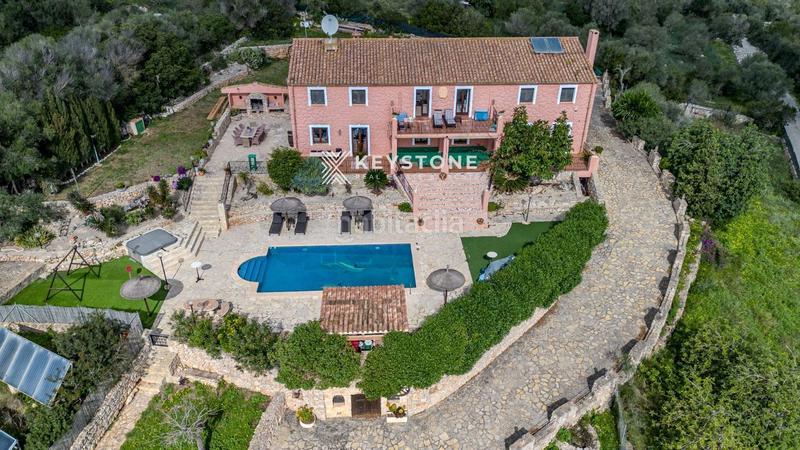 Foto 0f7f982c-fcbb-4de8-832a-6a7d13219216. Rent chalet with parking pool in Jaume III Palma de Mallorca