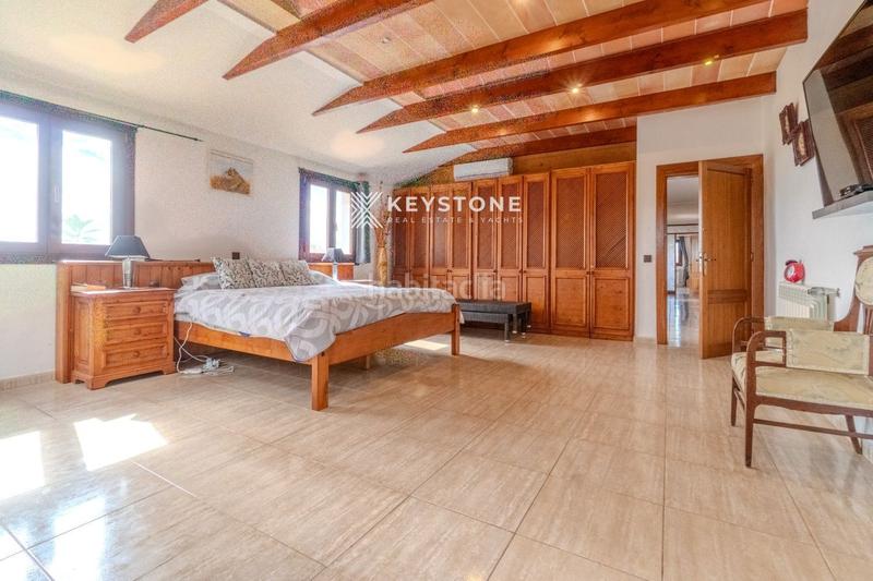 Foto 48d8106b-21de-4f6f-85f3-f4939bda4348. Rent chalet with parking pool in Jaume III Palma de Mallorca