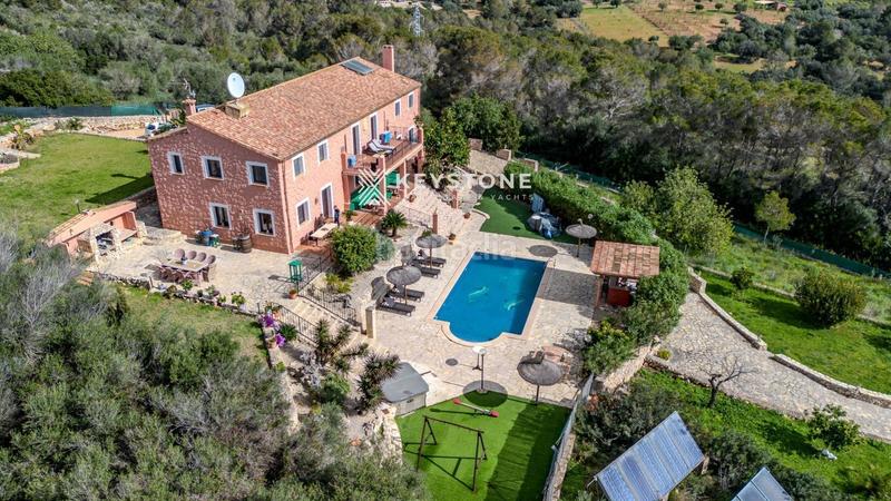 Foto 76c721ca-40d6-43df-ba68-35356d21852d. Rent chalet with parking pool in Jaume III Palma de Mallorca