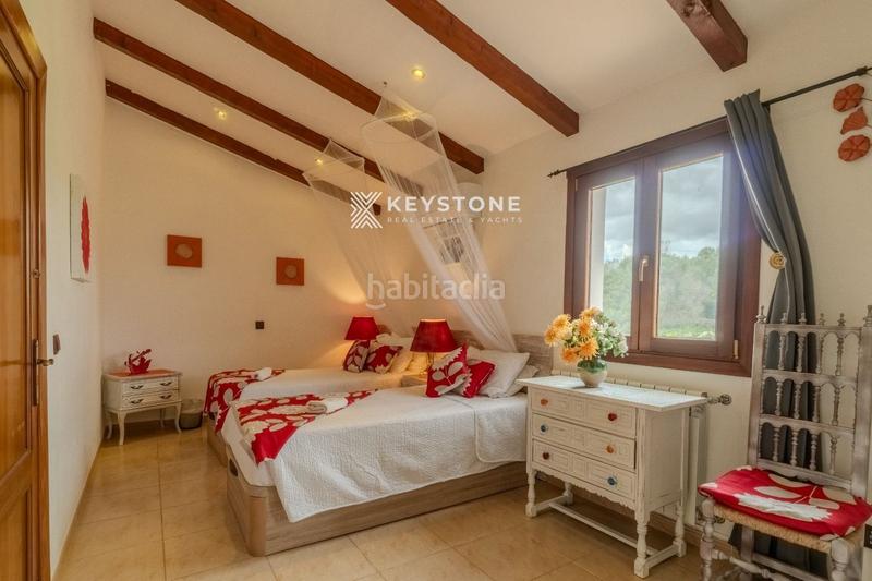 Foto 92db7e3f-733e-45f4-994f-910be44d4e9e. Rent chalet with parking pool in Jaume III Palma de Mallorca