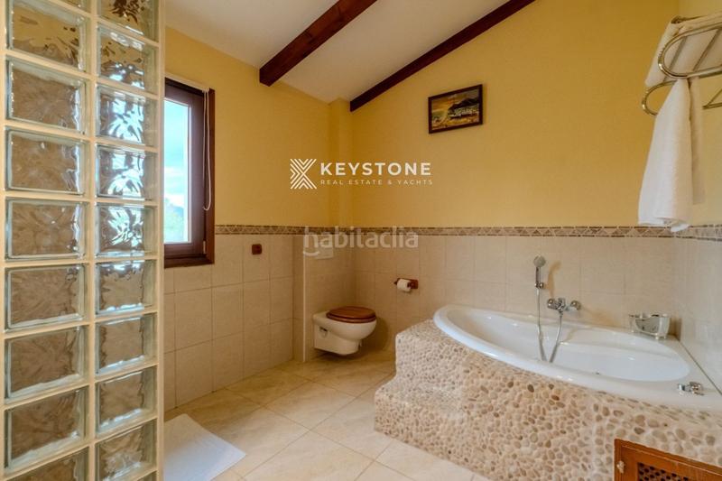 Foto c0fc1200-99b9-4219-83d9-83845cf0cef3. Rent chalet with parking pool in Jaume III Palma de Mallorca