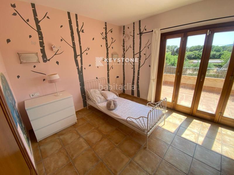 Foto 01c9b3c7-a4fc-46f7-a59d-72eb054d9f1c. Alquiler chalet casa de piedra con piscina y vistas al mar y montaña en Son Servera