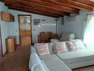 Miete Dachwohnung  Calle mediterrani,. Keystone alquila  planta superior en sa casa blanca  1950