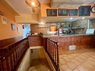 Alquiler Local Comercial en Calvià Poble. Local comercial con licencia de cafeteríabar frente al ayuntamie