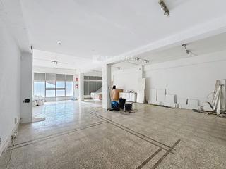 Business premise  N/a. Oportunidad de inversión dos locales convertibles en vivienda en