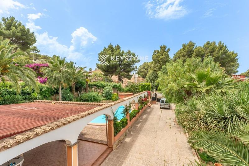 Foto 493bc44a-29a4-428f-899f-e5b75356bb41. Casa con parcheggio piscina in Costa de la Calma Calvià