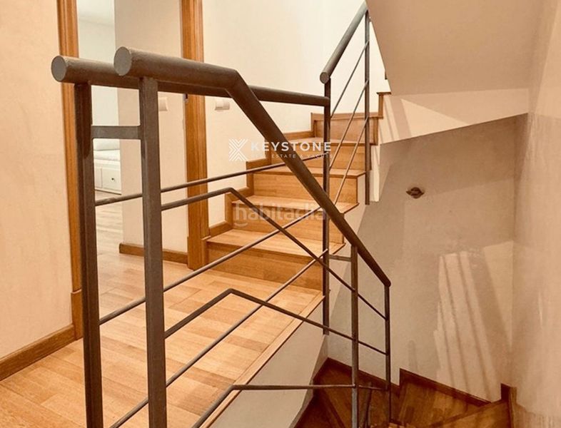 Foto dea5baaa-da01-4d8a-b611-70c178594ccf. Casa adossada amb aparcament piscina a Son Xigala Palma de Mallorca