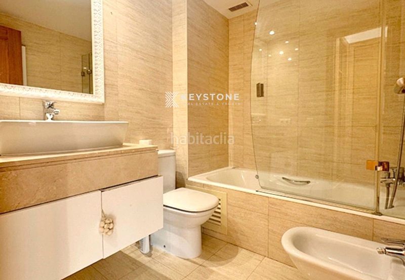 Foto fe8c7d39-0a64-4305-83e0-401cb44cf36d. Casa adossada amb aparcament piscina a Son Xigala Palma de Mallorca