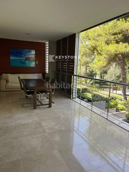 Foto 3306ea47-b1e2-49ba-b2fc-9d8cb852e990. Rent flat with pool in Portals Nous Calvià