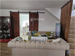 Chalet à Los Almendros-Son Rapinya. Moderna casa unifamiliar reformada en son rapinya