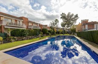 Location Attique  Carrer cedre, 2, son verí. Ático en son veri nou con terraza y piscina, 3 habitaciones