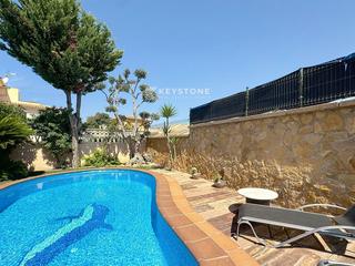 Lloguer Casa  Calle teulader, 6. Chalet independiente con piscina y jardín en calvià