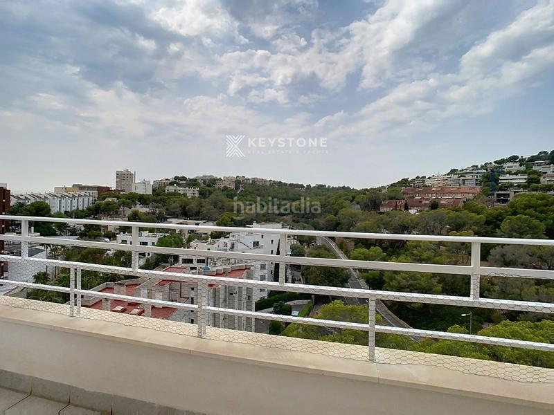 Foto 69b999f5-3c76-4b63-81df-fa3e29b78fe0. Lloguer àtic amb aparcament piscina a Cas Català-Illetes Calvià