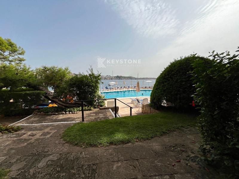 Foto 83c43674-f12d-4a36-8b50-93521731d9df. Lloguer àtic amb aparcament piscina a Cas Català-Illetes Calvià