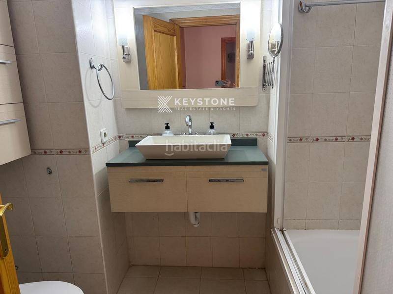 Foto 62e39afc-e445-45b3-8dc7-36ad6d402225. Alquiler piso bonito piso reformado con terraza y vistas parciales al mar en Can Pastilla en Palma de Mallorca