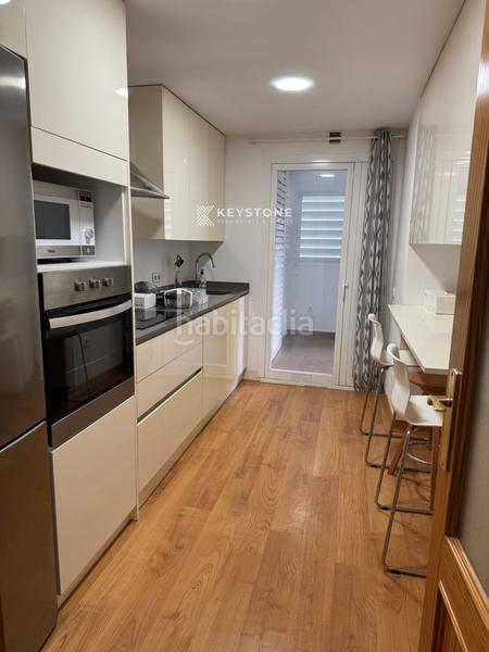 Foto a049614e-986d-4cd4-878f-4ffec774ba12. Alquiler piso bonito piso reformado con terraza y vistas parciales al mar en Can Pastilla en Palma de Mallorca