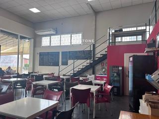 Location Local commercial  Setze de juliol. Local comercial en alquiler en el poligono can avalero.