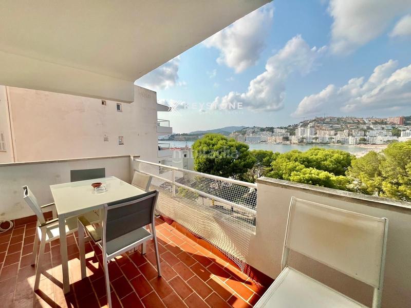 Foto 77ace099-8123-48be-826e-03aeae8234cf. Alquiler piso apartamento estiloso de 2 dormitorios con vistas al mar en Calvià