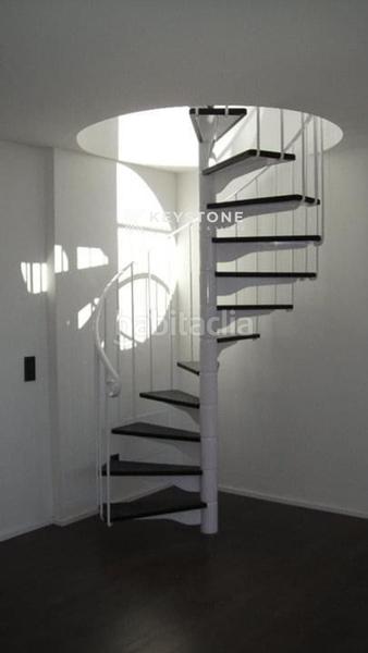 Foto 58d15457-02bd-46df-a80c-068f41484679. Dúplex keystone vende edificio con rentabilidad 800.000 en Palma de Mallorca