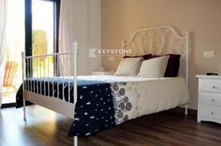 Location Appartement  Calle tord, 1. Planta baja de lujo con jardín privado, piscina y garaje en resi