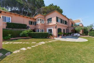 Casa  De la punta dels ferrers. Villa privada de lujo frente al mar con piscina y vistas en cala
