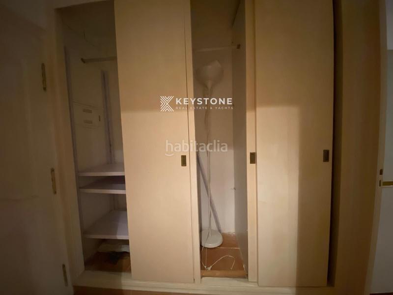 Foto 1bf78079-beac-479a-80aa-5363de4f0396. Alquiler piso estudio en paseo illetes con piscina y pista de tenis en Calvià