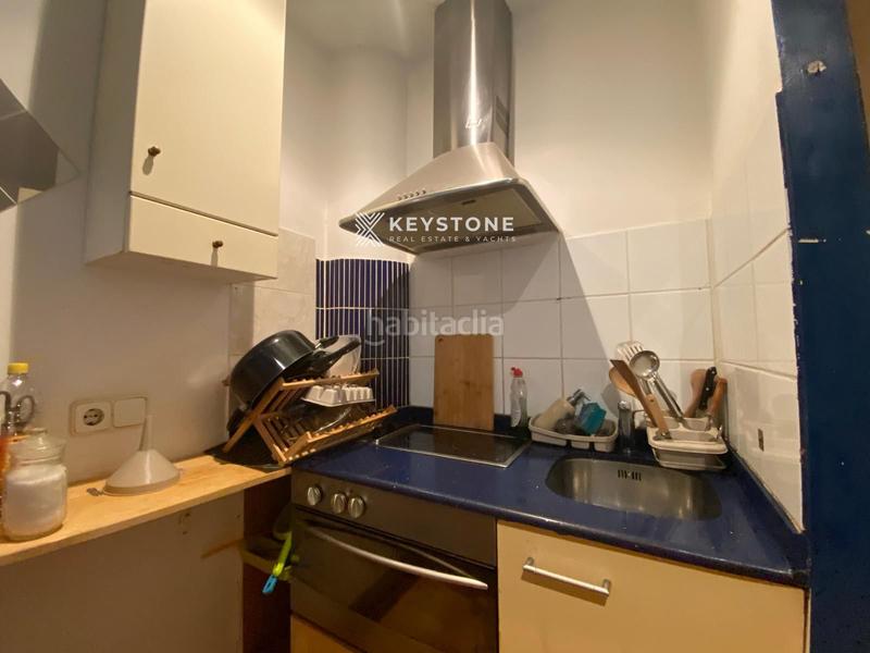 Foto 24ad2173-1ba2-43b9-bded-db9d79755f46. Alquiler piso estudio en paseo illetes con piscina y pista de tenis en Calvià