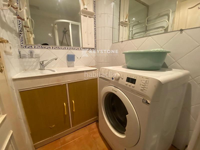 Foto 9bd7c97e-414a-41af-be94-a613e3dc4c42. Alquiler piso estudio en paseo illetes con piscina y pista de tenis en Calvià