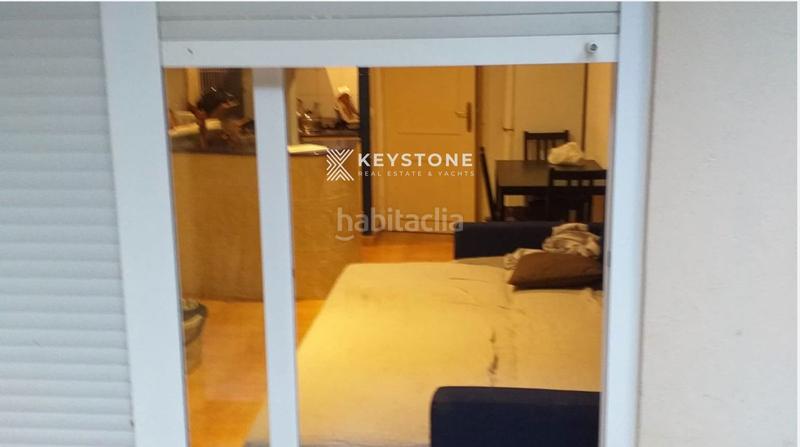 Foto a4db928b-21de-425c-a01b-198a3da95d80. Alquiler piso estudio en paseo illetes con piscina y pista de tenis en Calvià